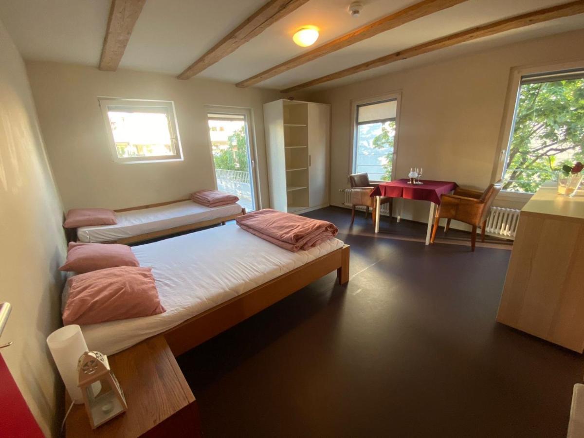 Zyba-Hotelzimmer-Vermietung Aesch Kanton Luzern Екстер'єр фото